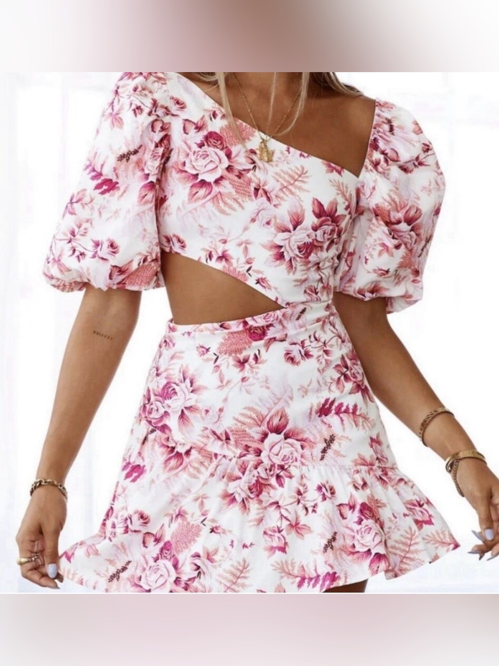 Hello Molly
Hello Molly Sweetest Kind Pink Floral Cut Out Mini Dress